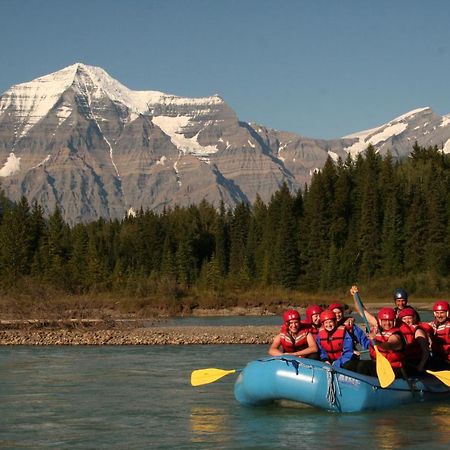 Mount Robson Lodge Экстерьер фото