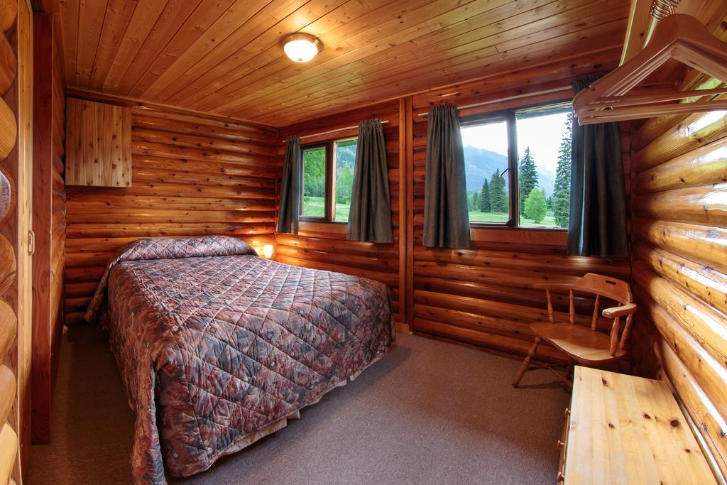 Mount Robson Lodge Экстерьер фото